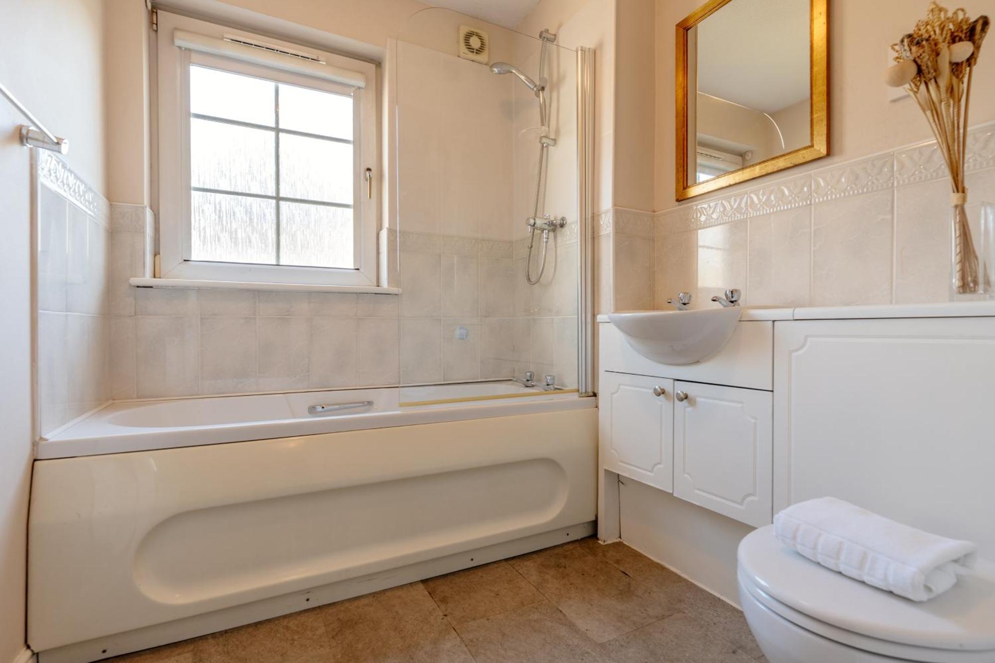 Roseburn Retreat 2b Free Parking *